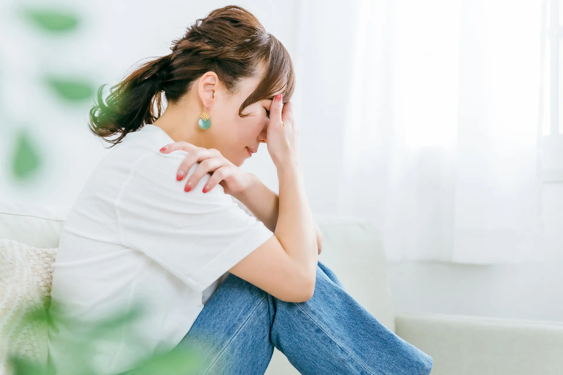集中力が低下している女性